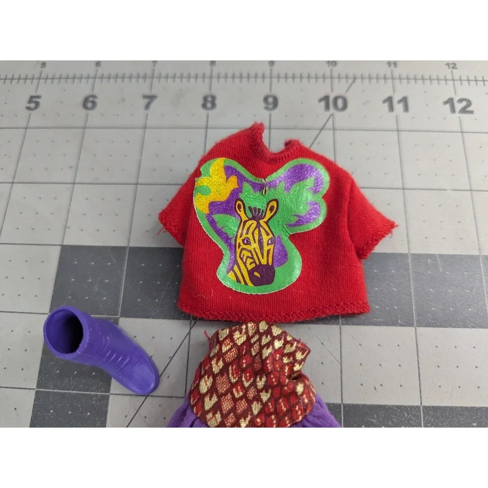 Barbie Animal Lovin‎ Outfit 1596 Shirt Bottoms 1 Boot